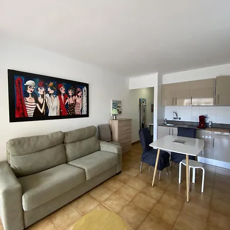 Apartment Golf Ii 17 Roses